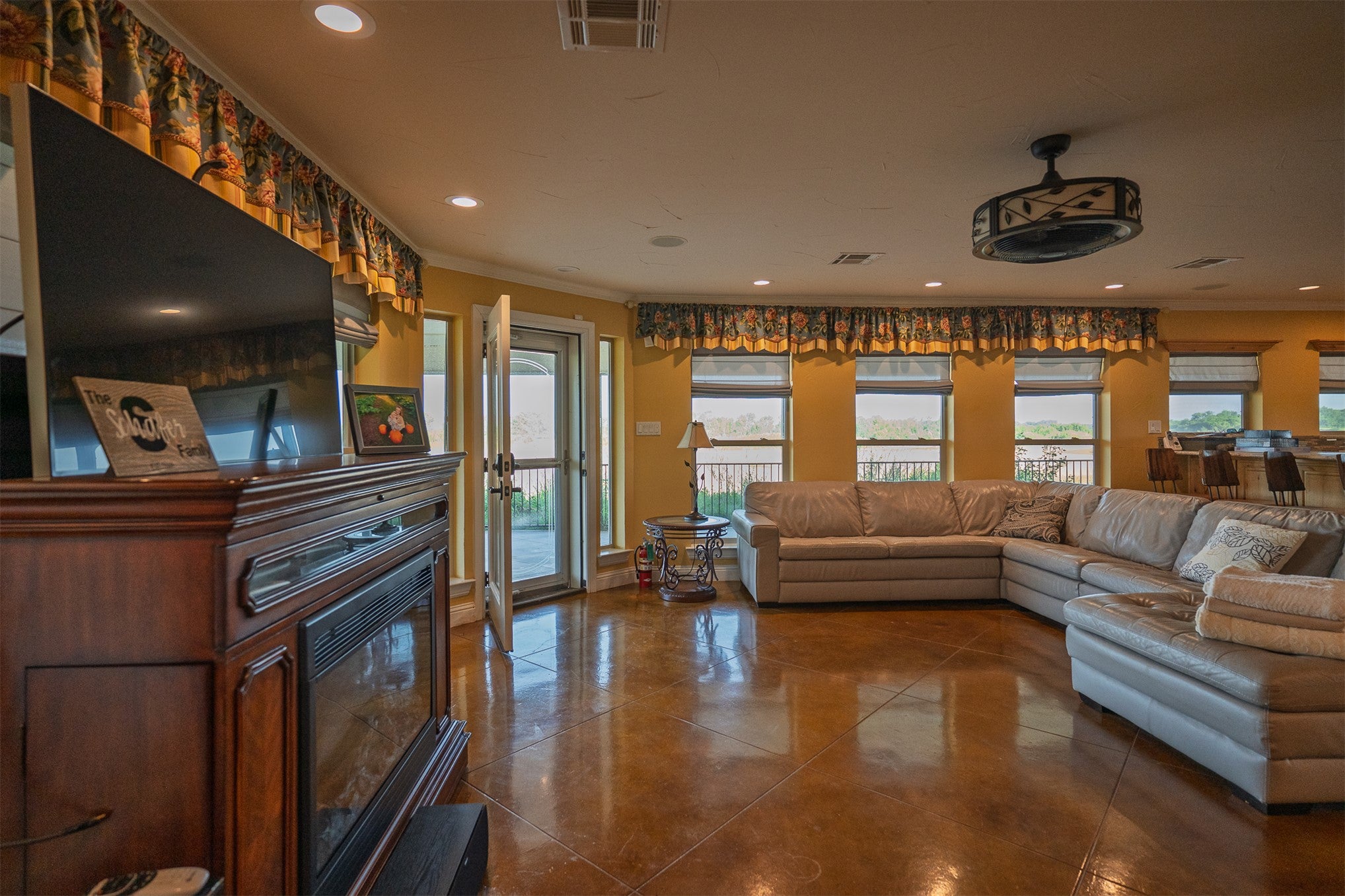 A rare opportunity to own one of Southeastern Oklahomas premier workin – image 69