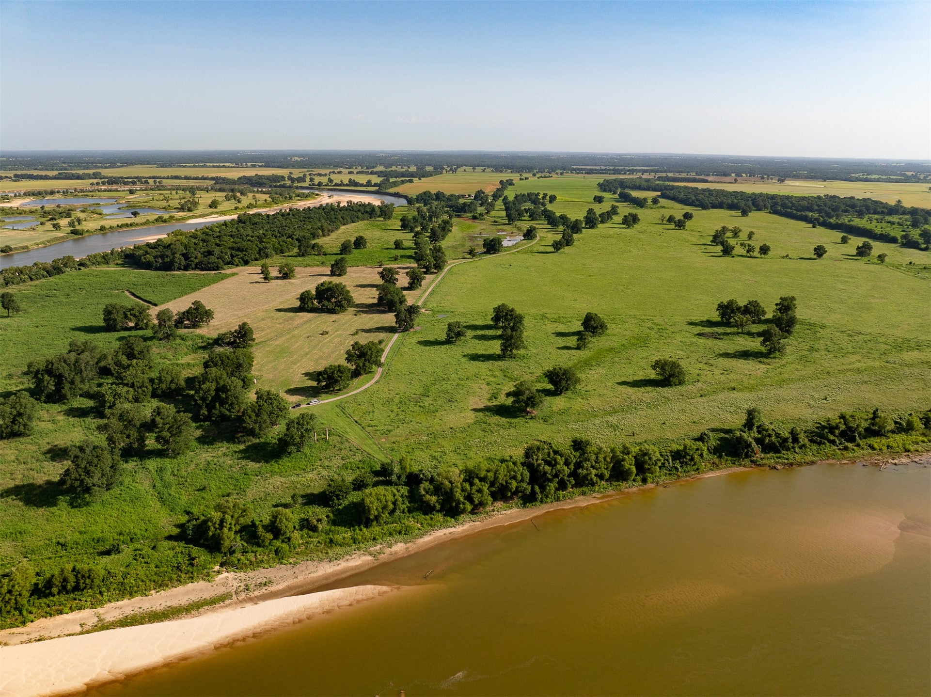 A rare opportunity to own one of Southeastern Oklahomas premier workin – image 39