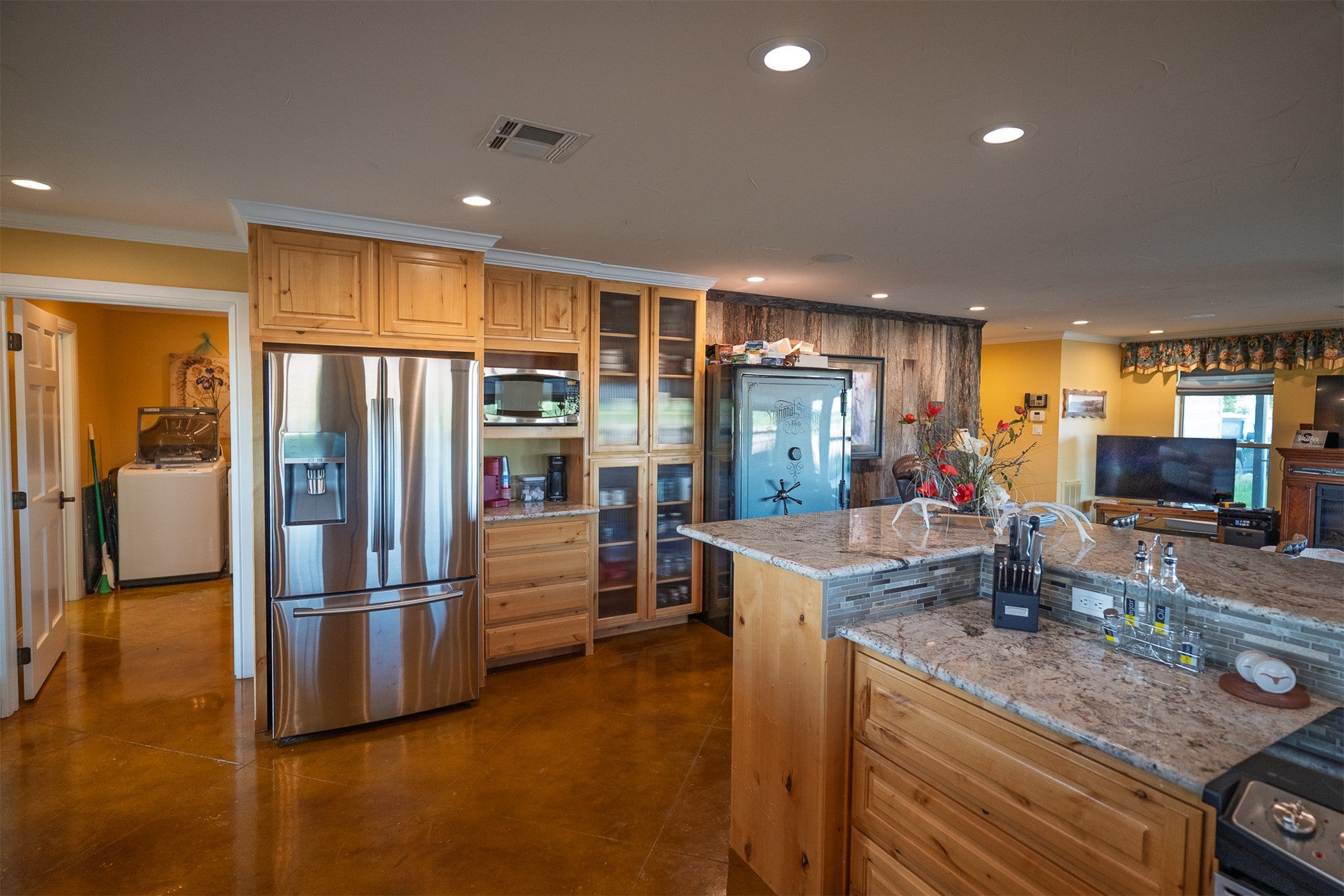 A rare opportunity to own one of Southeastern Oklahomas premier workin – image 76