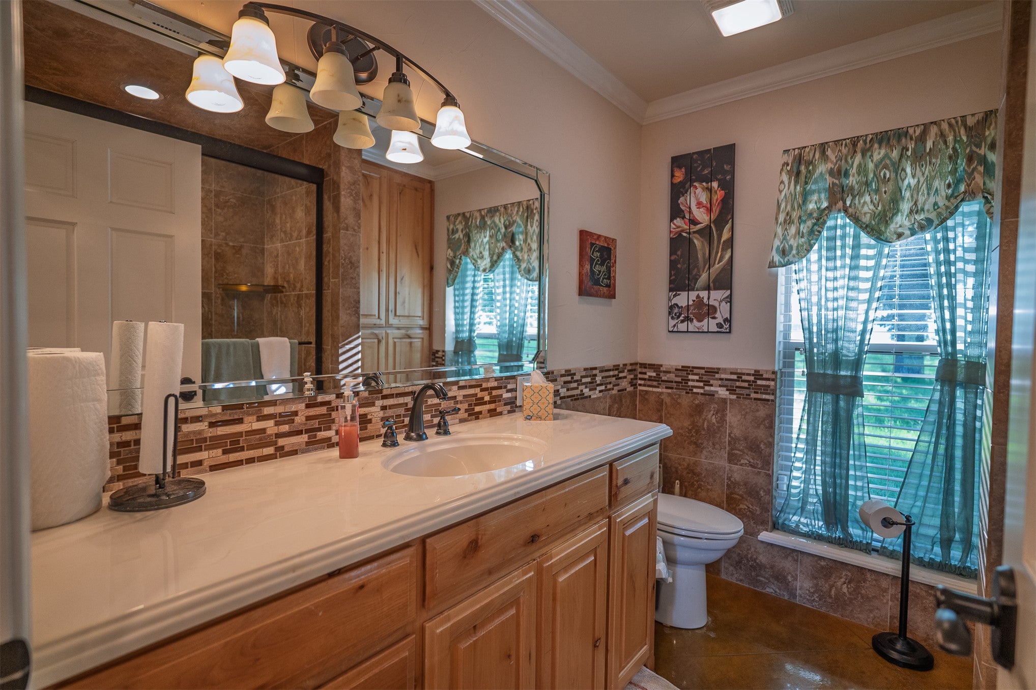 A rare opportunity to own one of Southeastern Oklahomas premier workin – image 88