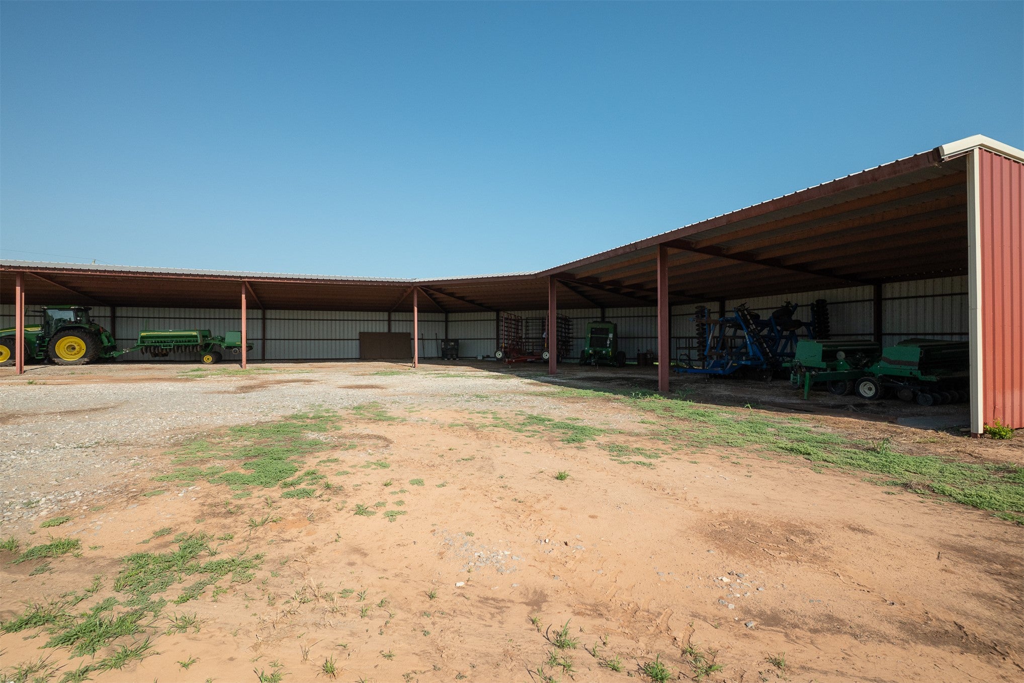 A rare opportunity to own one of Southeastern Oklahomas premier workin – image 94