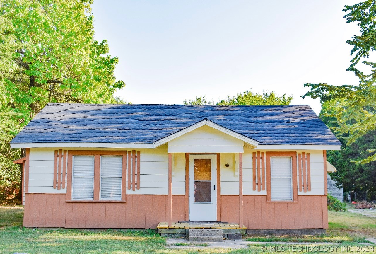 View Ada, OK 74820 house