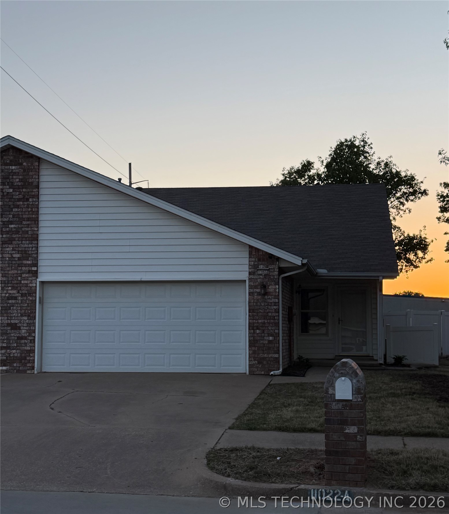 Photo 1 of 12 — 11022 S 85th EastAvenue, Tulsa, OK 74133