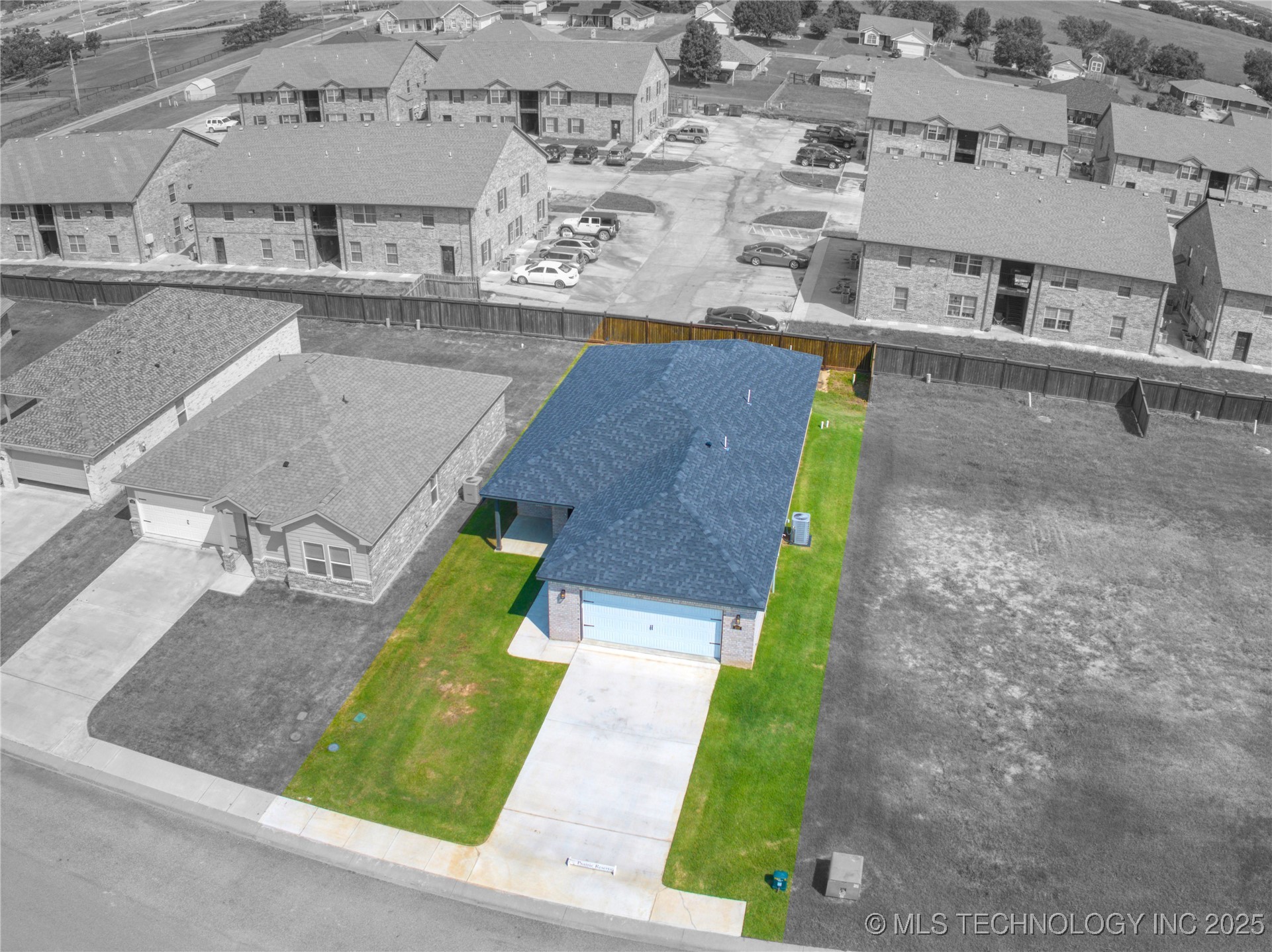 212 Cottonwood Street