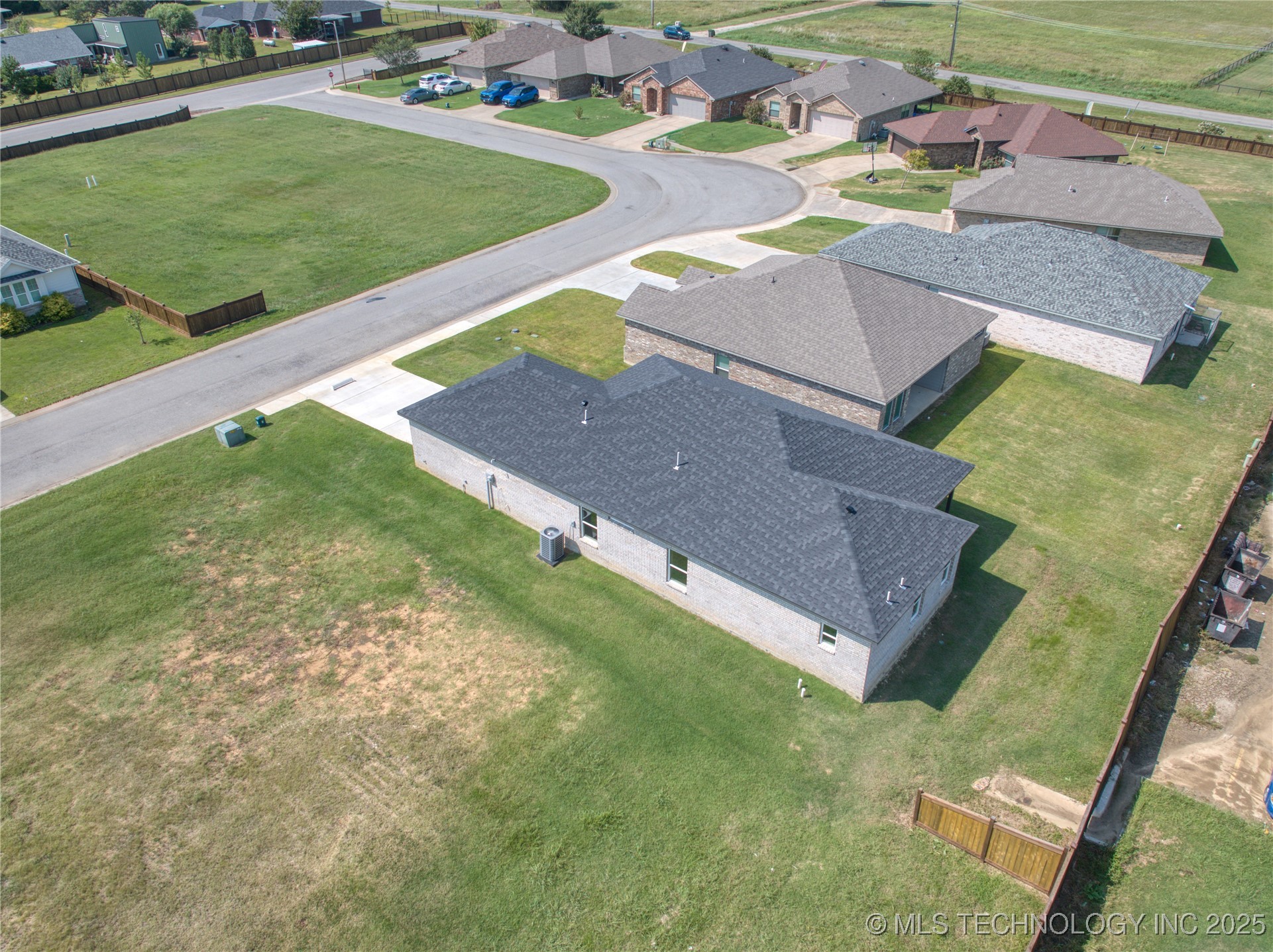 212 Cottonwood Street