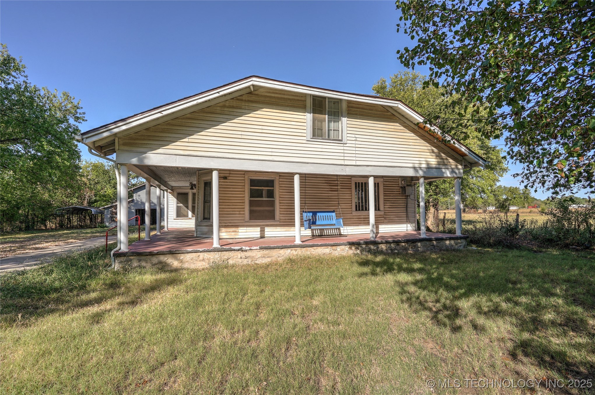 Photo 1 of 44 — 1824 N Morton Avenue, Okmulgee, OK 74447