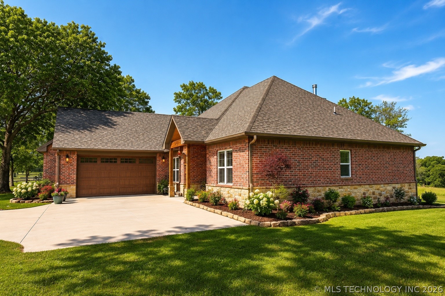 36362 S Summit