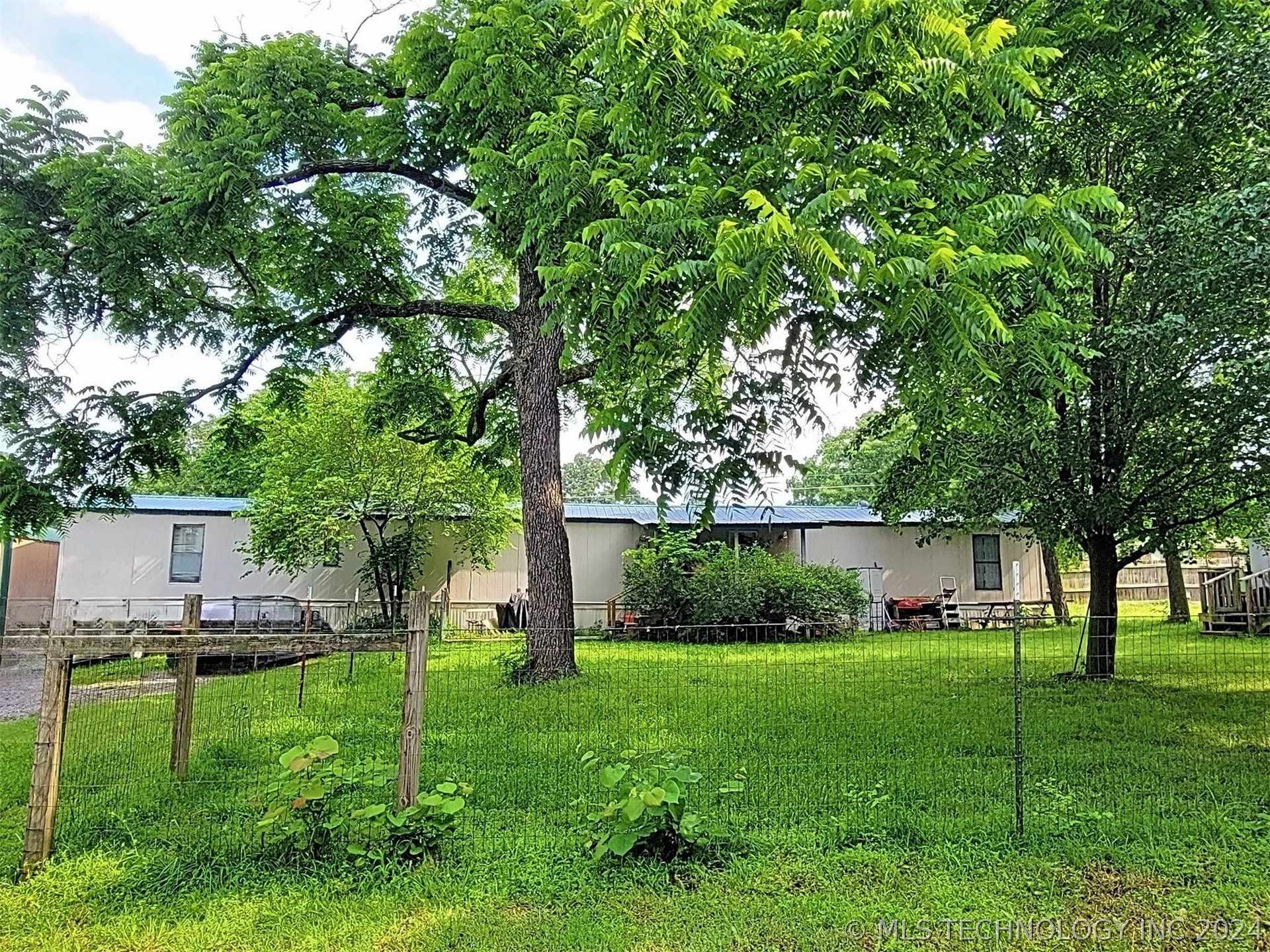 View Tahlequah, OK 74464 mobile home