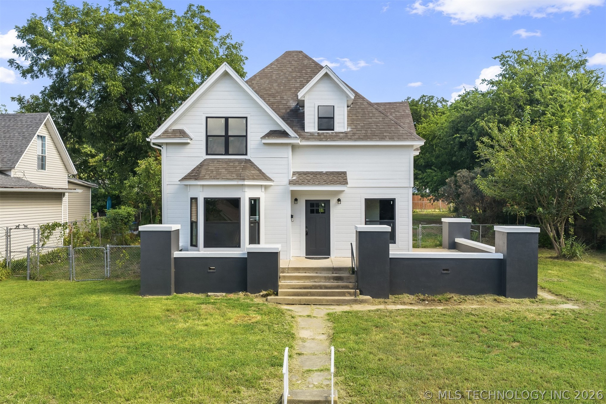 Photo 1 of 36 — 114 E Vinita, Sulphur, OK 73086