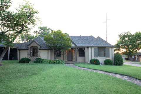 Photo of 1204 S Evanston Avenue S, Tulsa, OK 74104 (MLS # 2630030)
