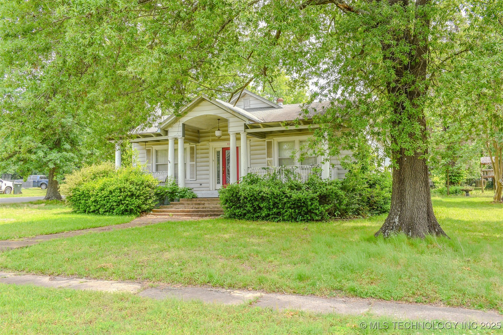408 N High Street
