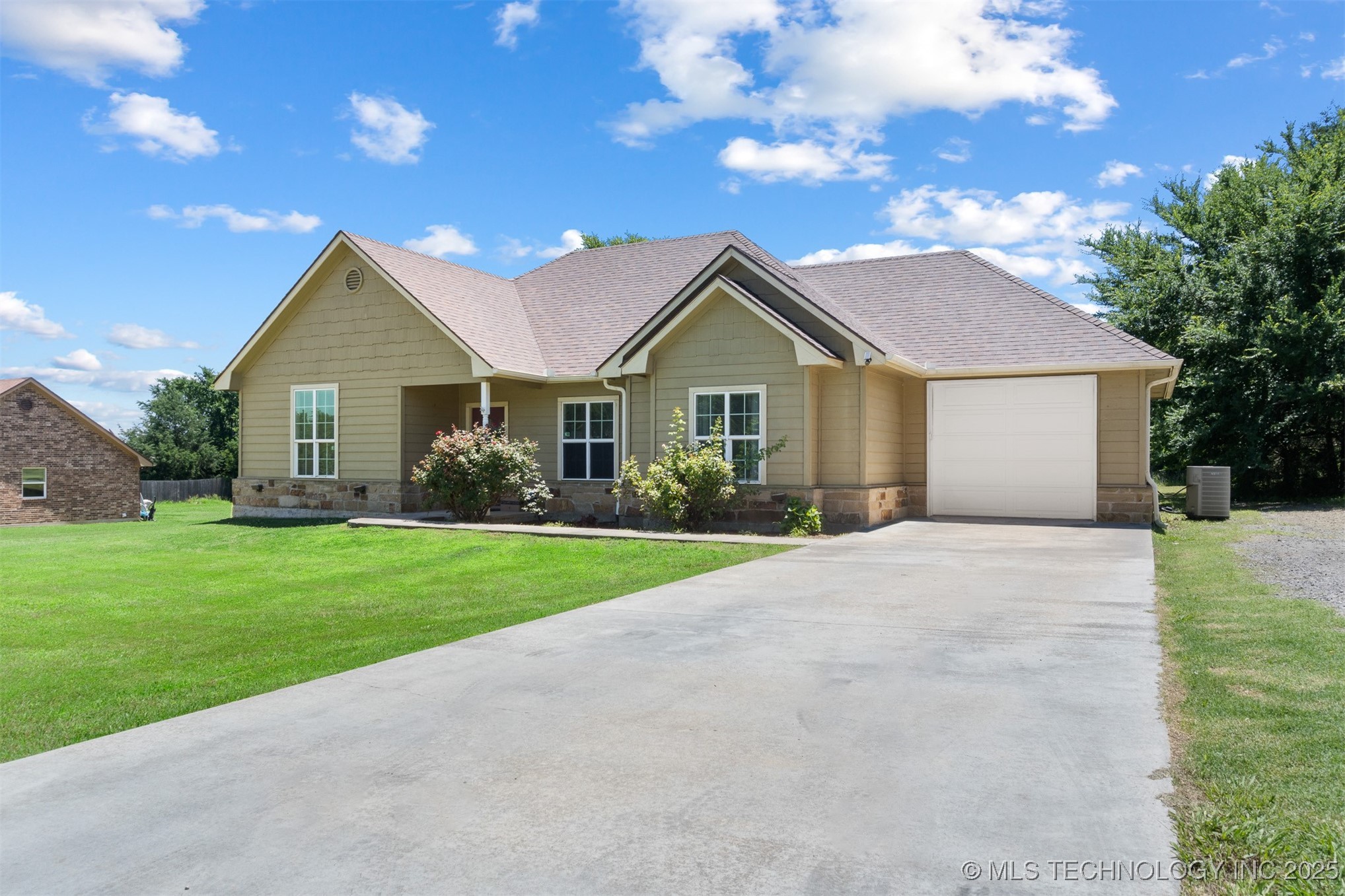 32 Founders Lane
