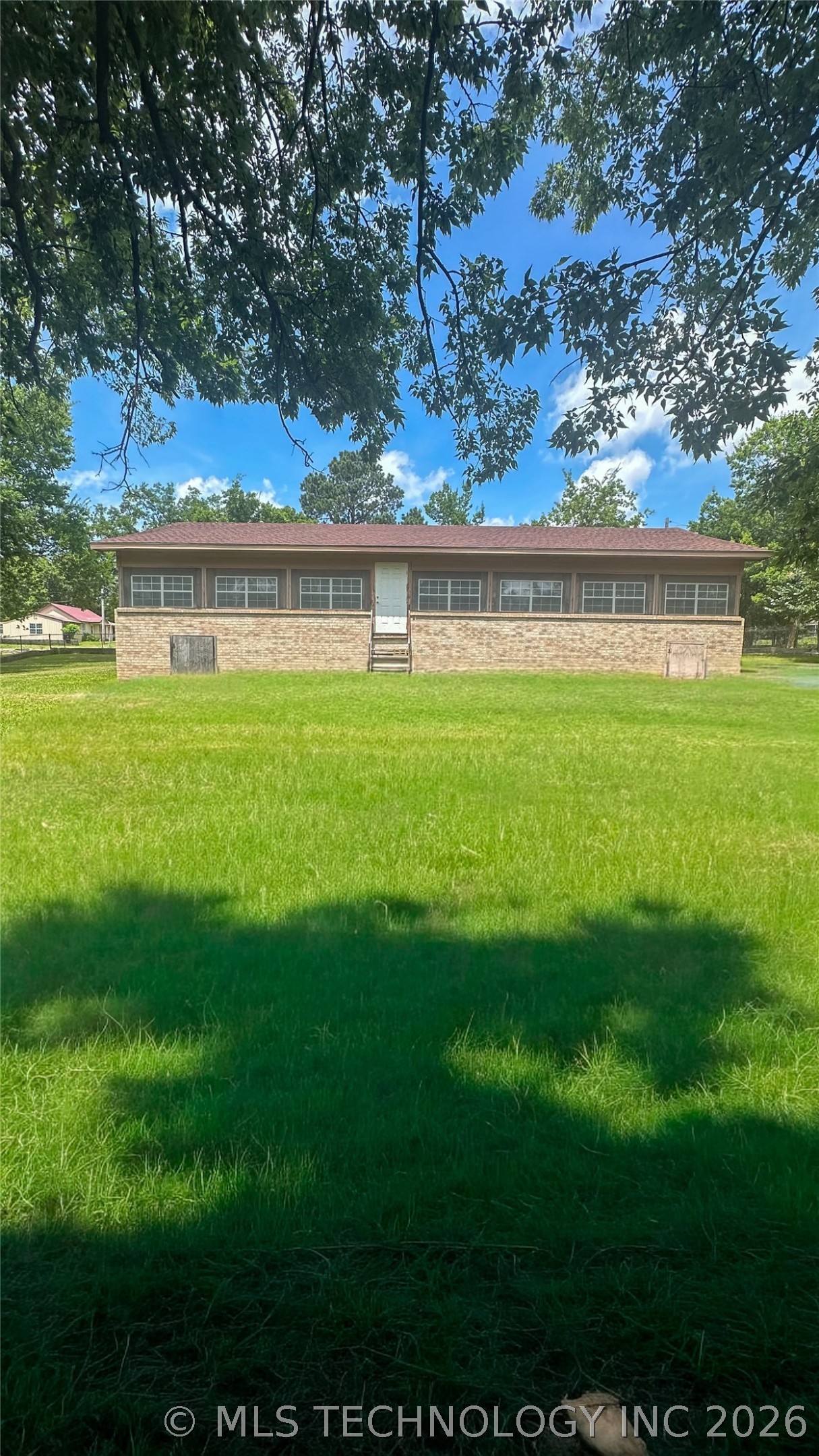 Photo 1 of 12 — 463 W 10th Street, Atoka, OK 74525