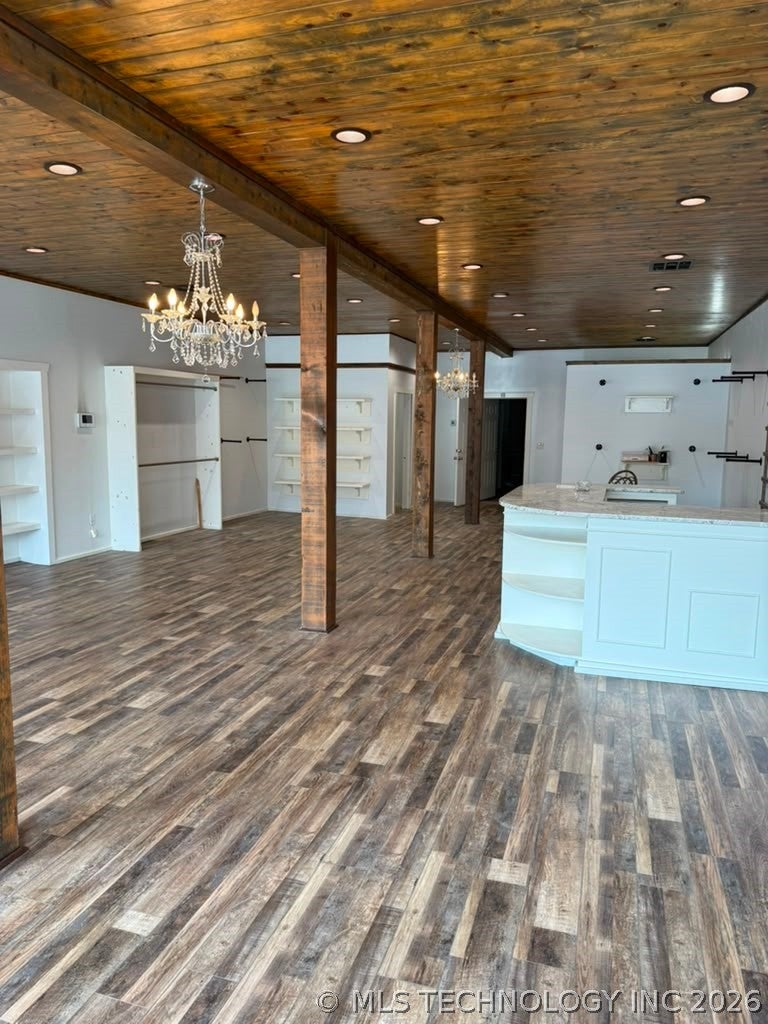 318 W Main Street