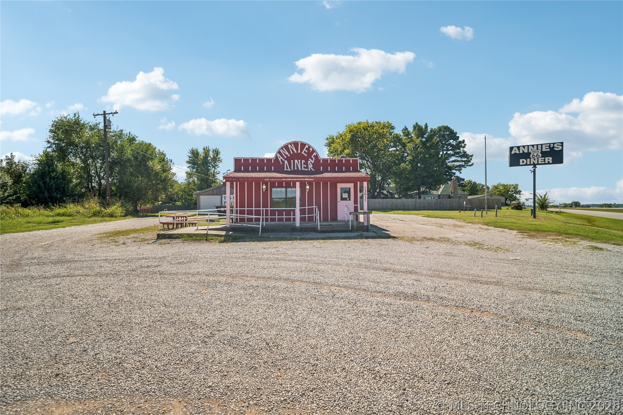 Photo 1 of 34 — 12015 S Poplar Street, Claremore, OK 74017