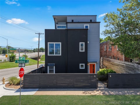 Photo of 1401 S Rockford Avenue, Tulsa, OK 74120 (MLS # 2616210)