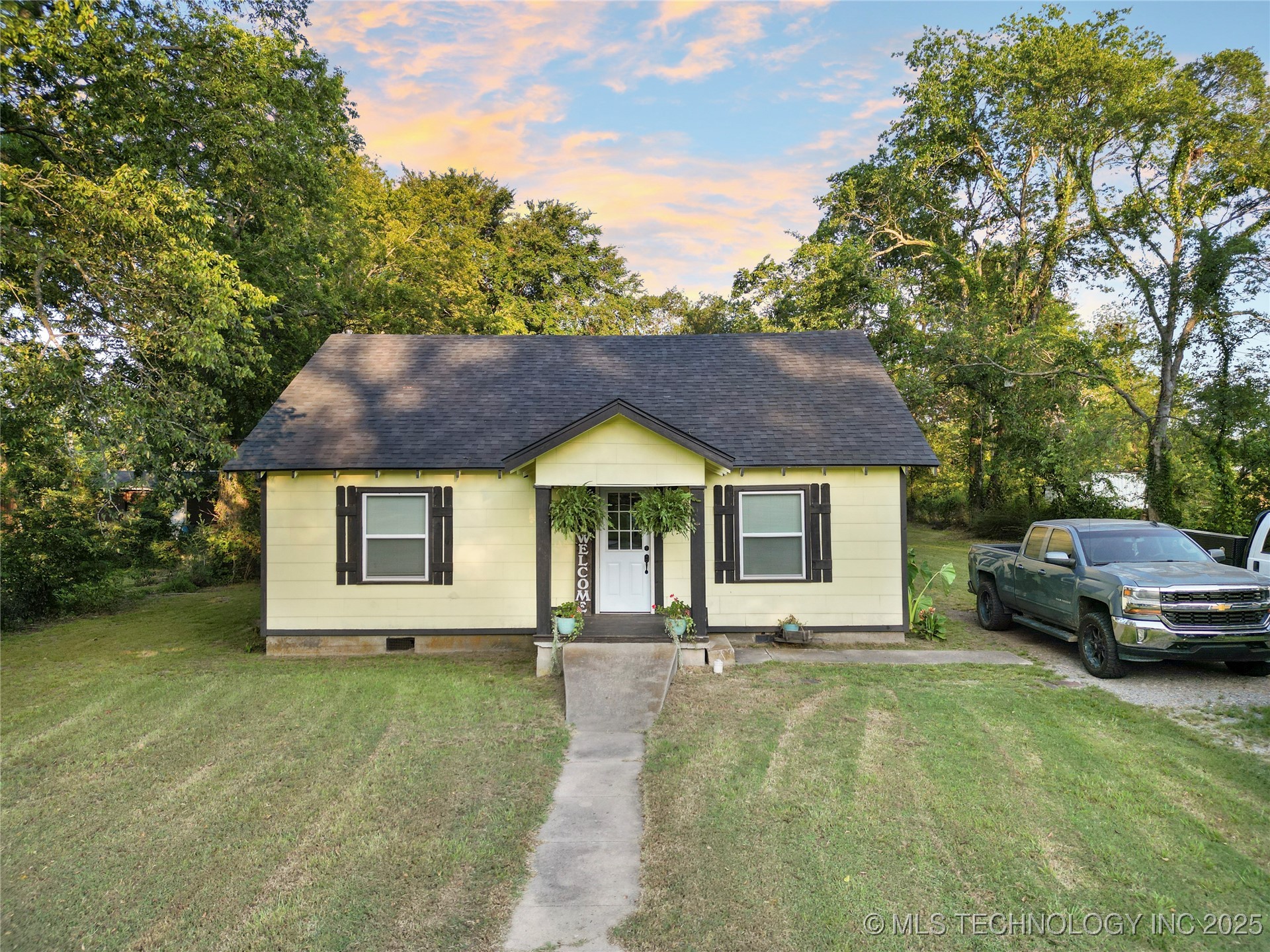 256 N Kentucky Avenue