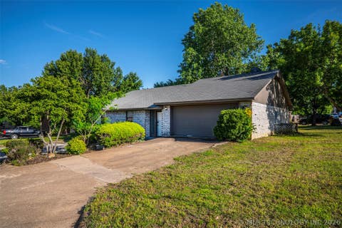 Photo of 1201 John Road, Ardmore, OK 73401 (MLS # 2614135)