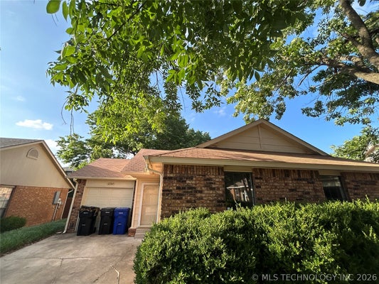 2707 S OAK PL, BROKEN ARROW, OK 74012 - Image c6eb76281f0c40986a2d5e8dcbdbb523/1796541612