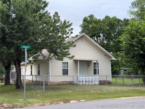 Photo of 1902 Sallie Street, Muskogee, OK 74403 (MLS # 2622449)