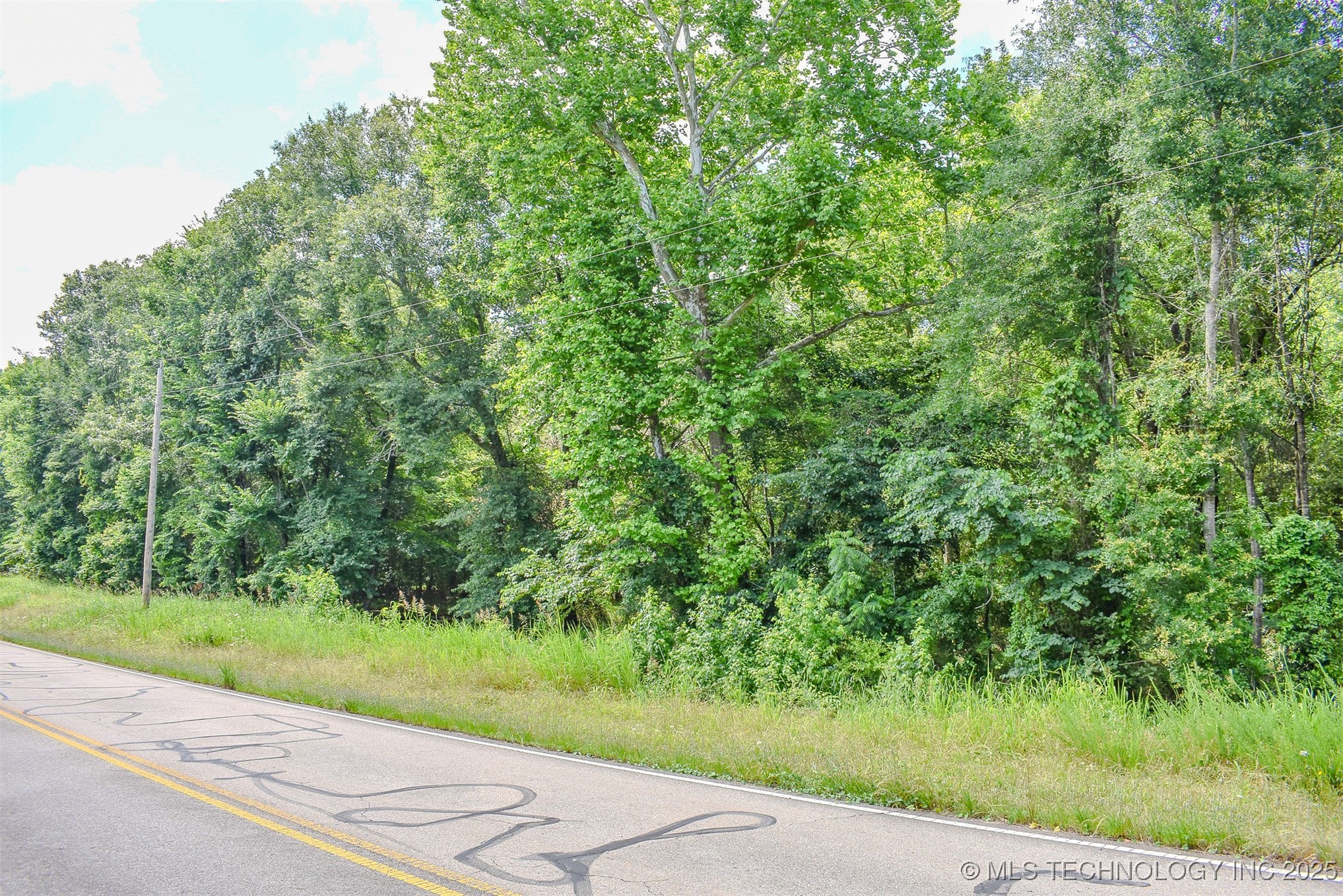 1 E 1980 Road