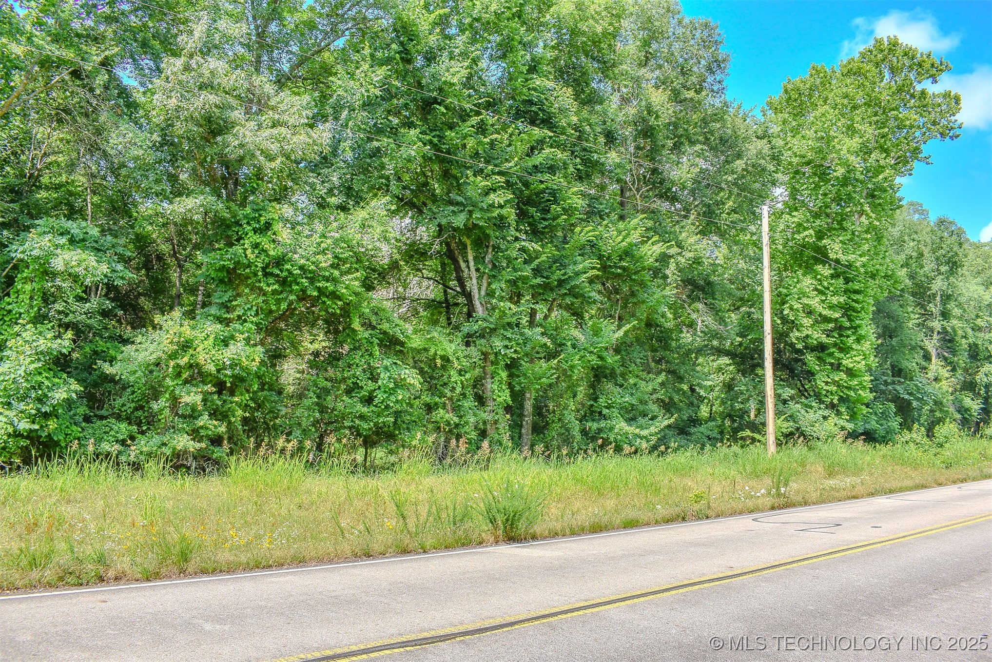 1 E 1980 Road