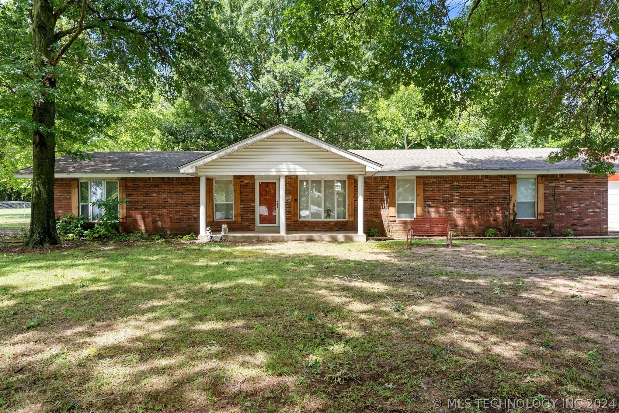 Photo 4 of 31 of 15262 S 314th EastAvenue house