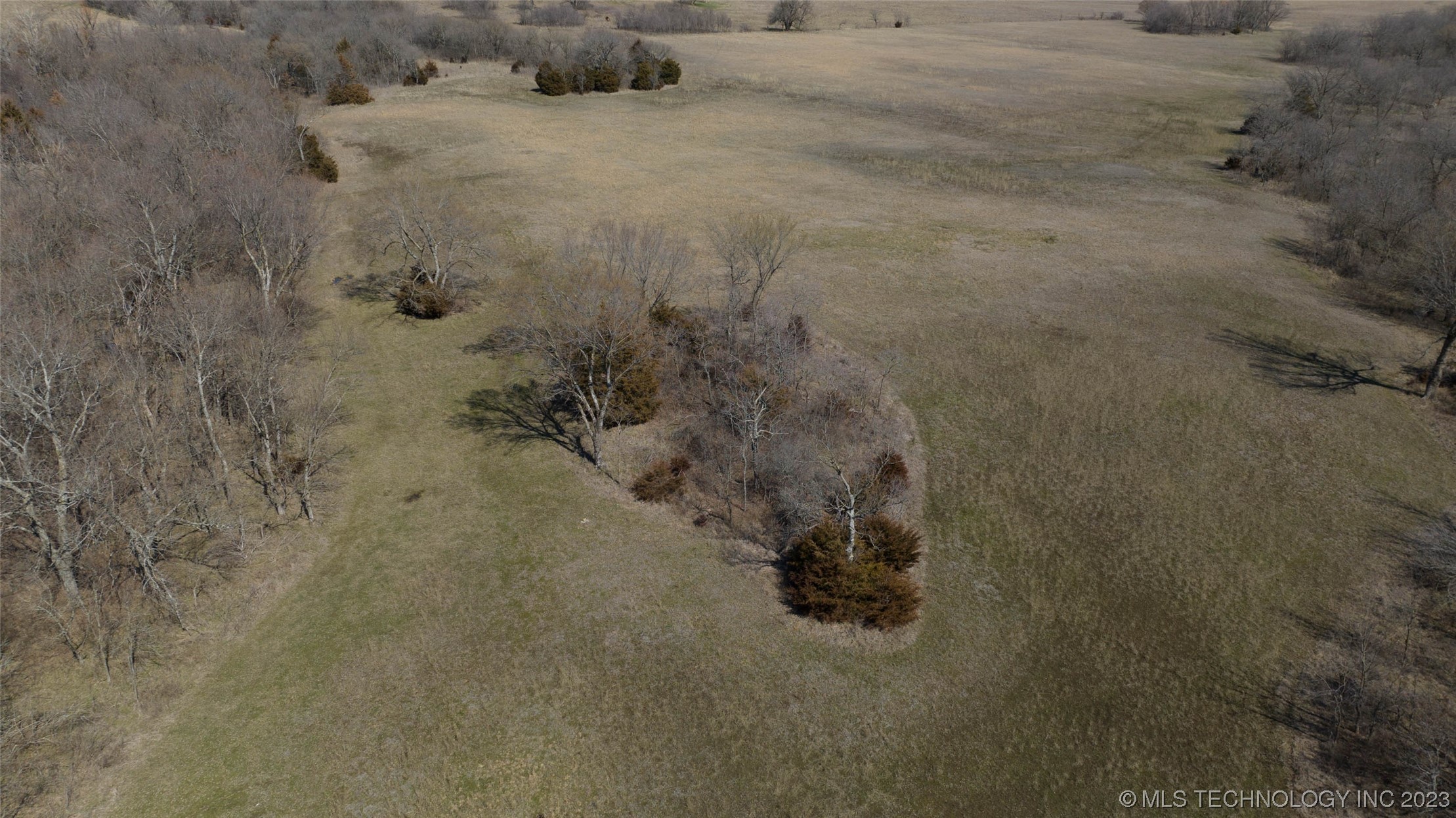 Photo 20 of 25 of Hwy 10 land