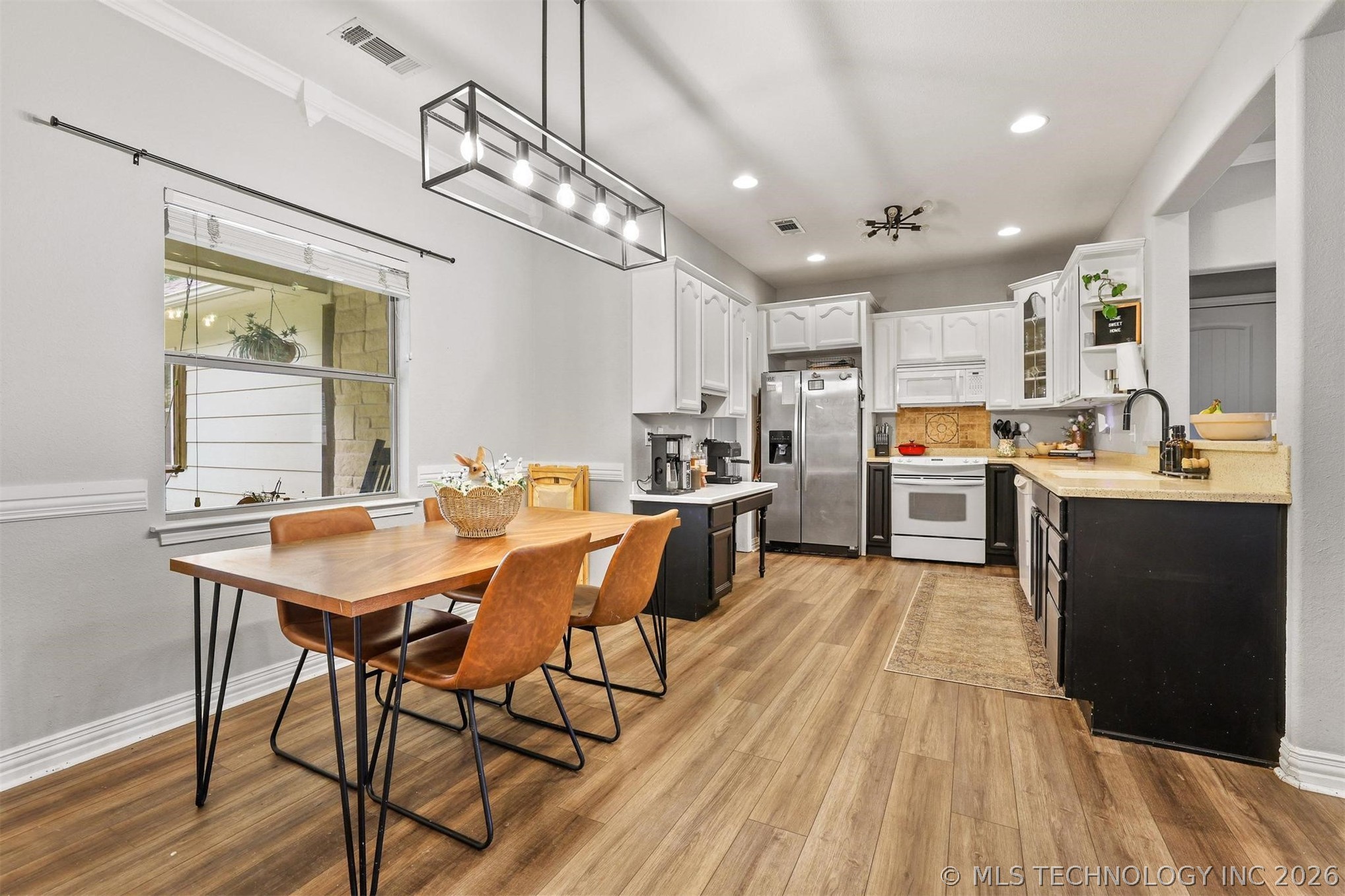 6644 Black Oak Trail