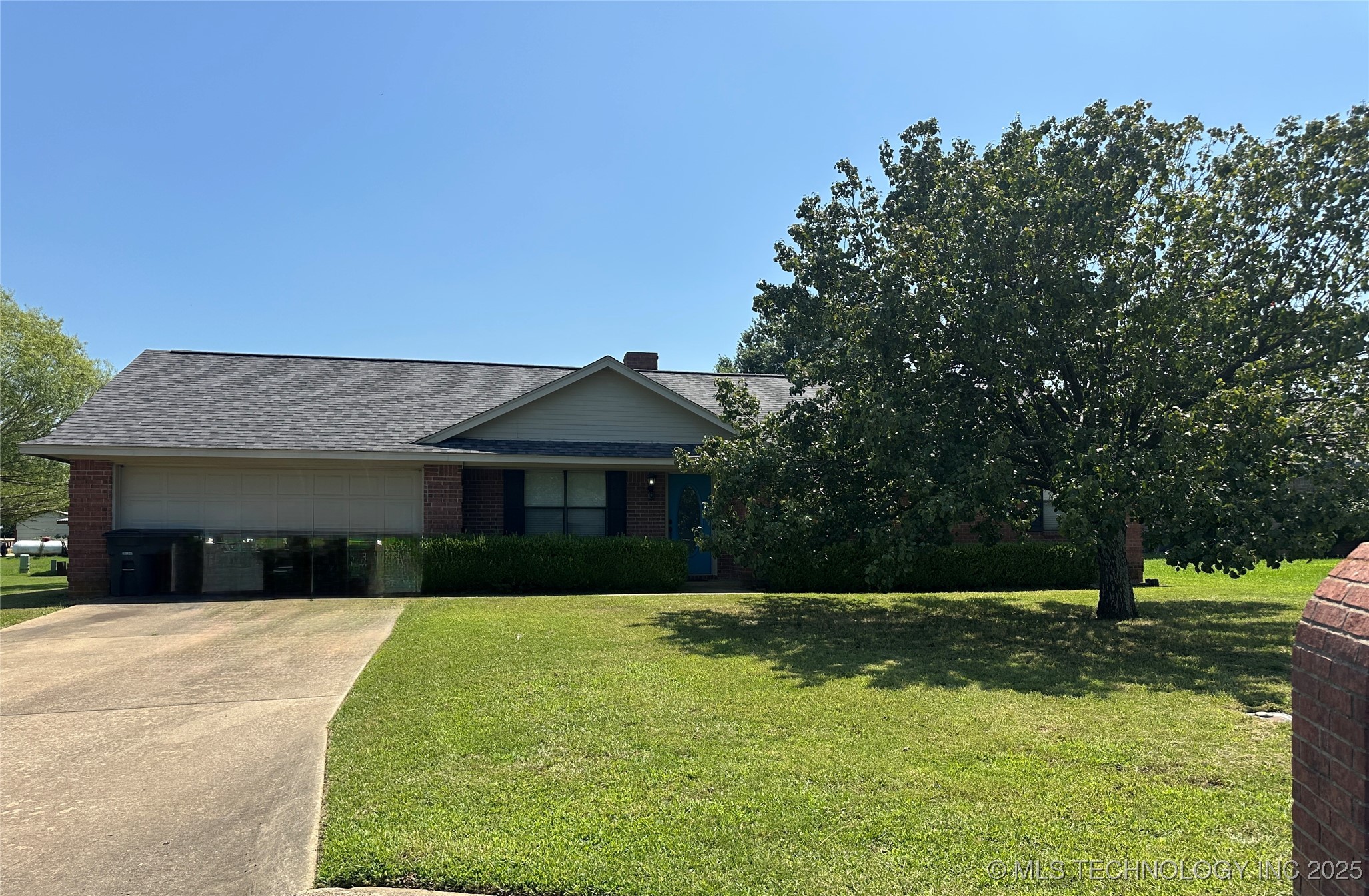 2705 Forrest Circle