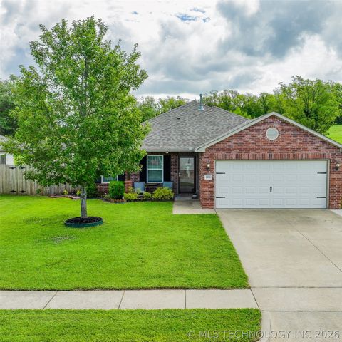 Photo of 23121 S Bessie Boulevard, Claremore, OK 74019 (MLS # 2625461)