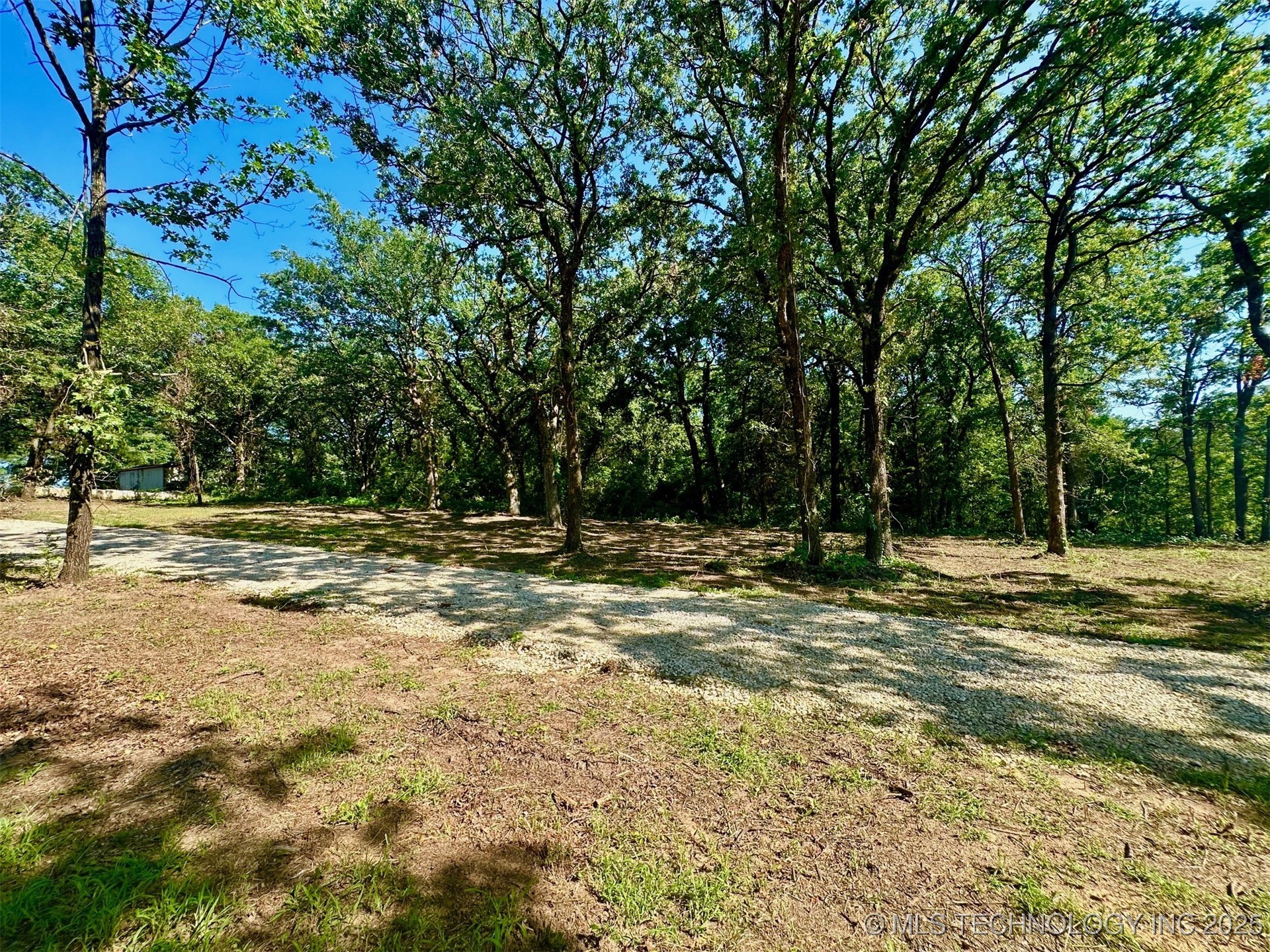 2142 Edge Road