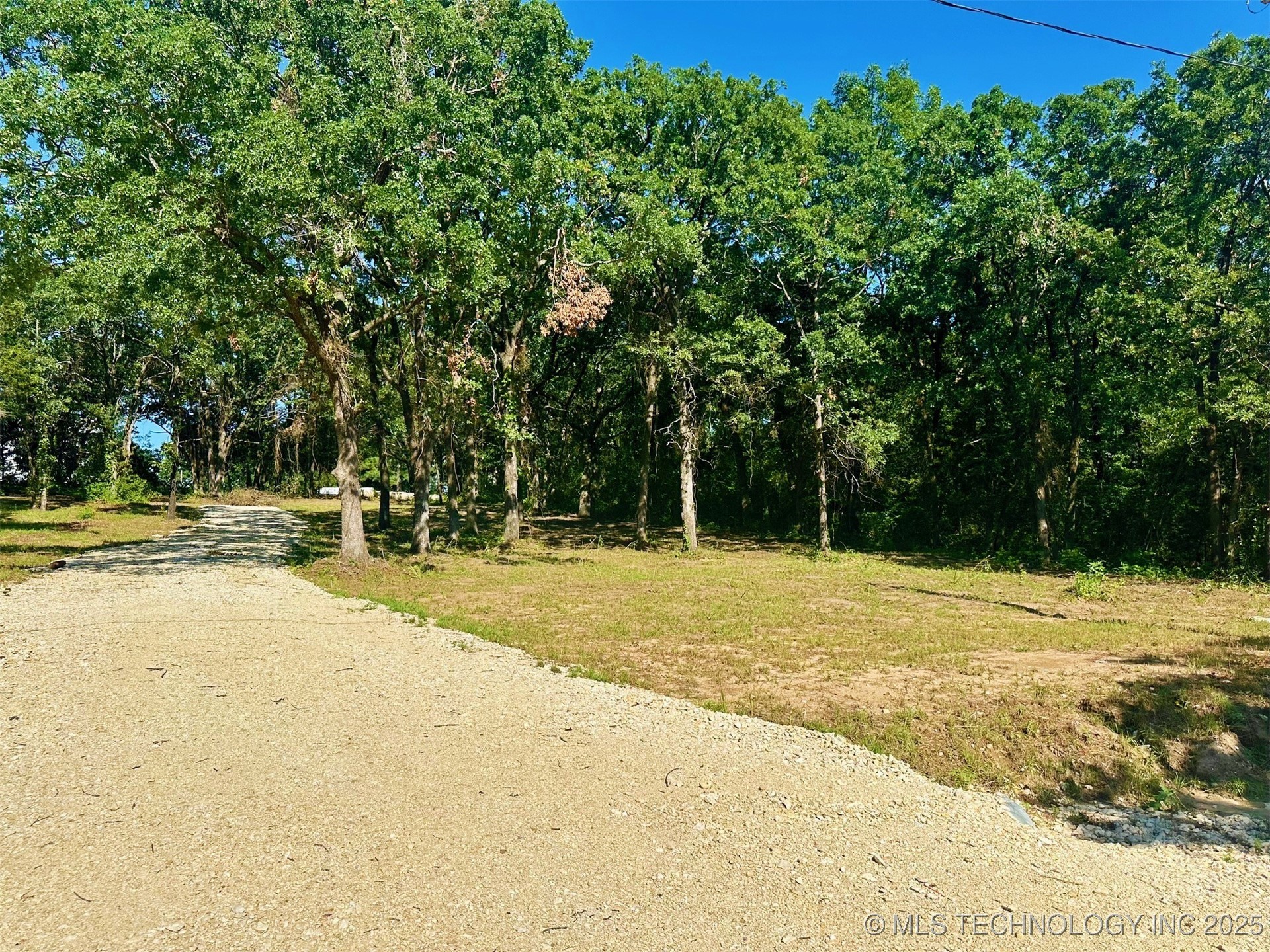 2142 Edge Road