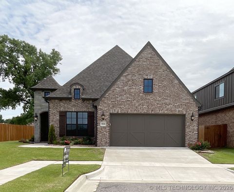 Photo of 9214 E 62nd Court S, Tulsa, OK 74133 (MLS # 2622171)