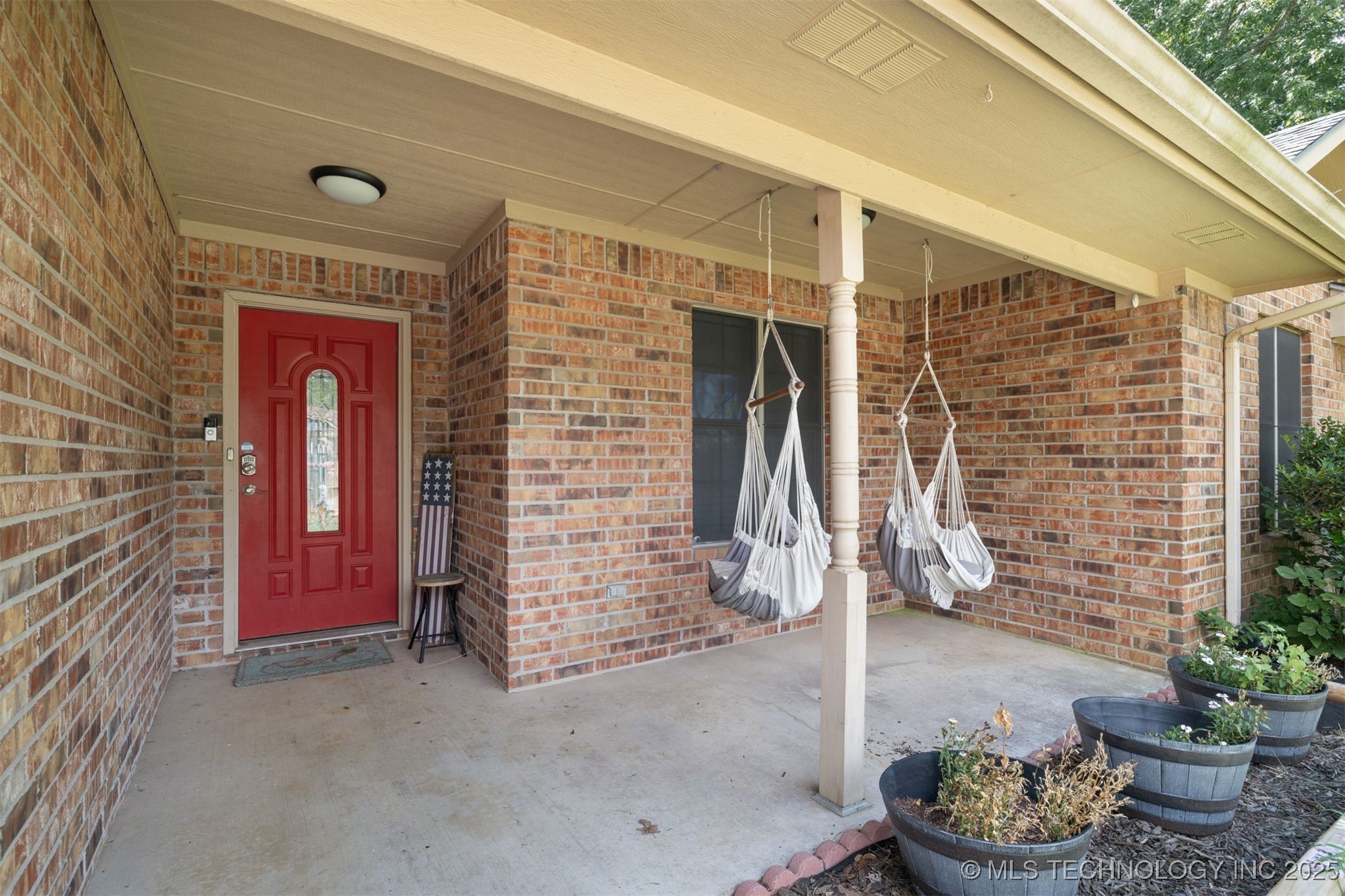5428 Roadrunner Drive