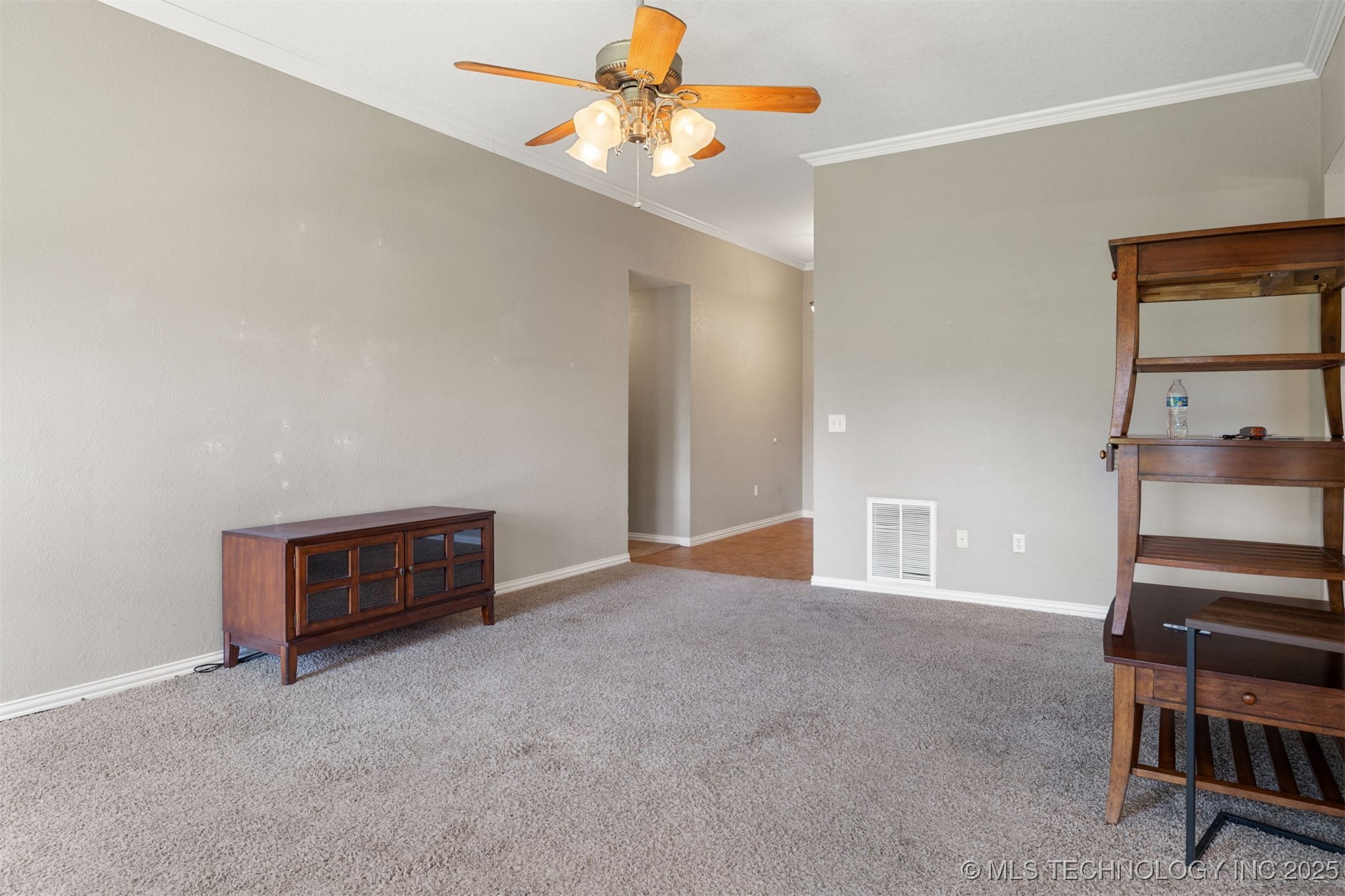 5428 Roadrunner Drive