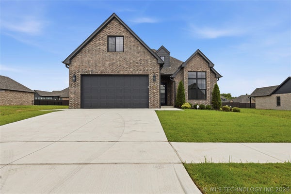 3709 W LAREDO ST, BROKEN ARROW, OK 74012 - Image c9c0c3ee76ecf16abbdacb4dd99090a1/4107402000