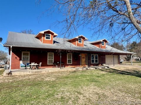 4219 Sportsman Avenue Kingston OK 73439