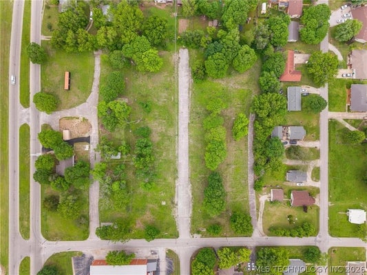 1920 S HUNTINGTON BLVD, FORT SCOTT, KS 66701 - Image cbbcea0786c90cd197fc4fd28d7cc7ed/2812413150