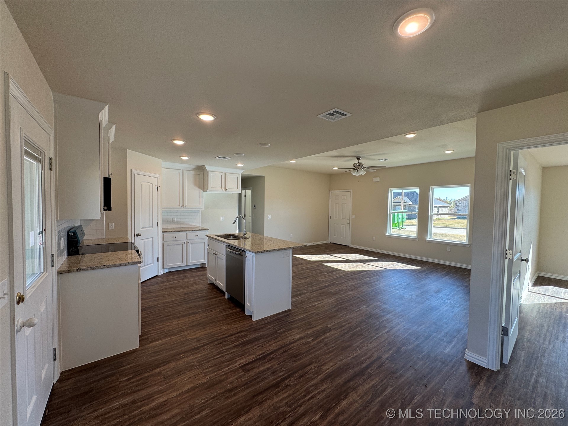 508 Honeysuckle Lane