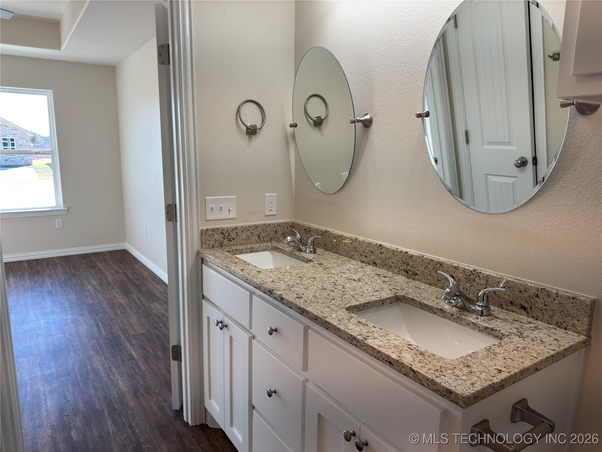 508 Honeysuckle Lane