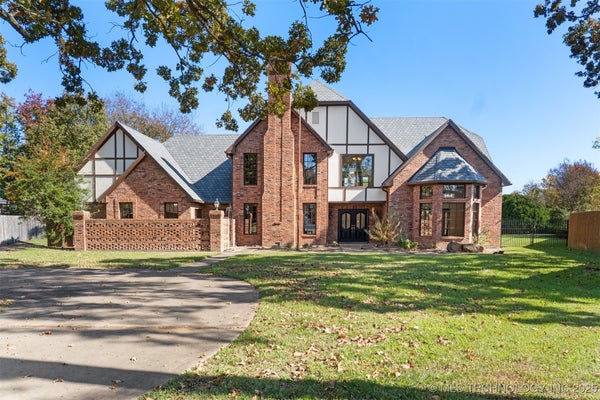 3002 QUAIL RIDGE CIR, DURANT, OK 74701 - Image cc387e5f8b93a2b32b8b413763e40cd2/1493807628