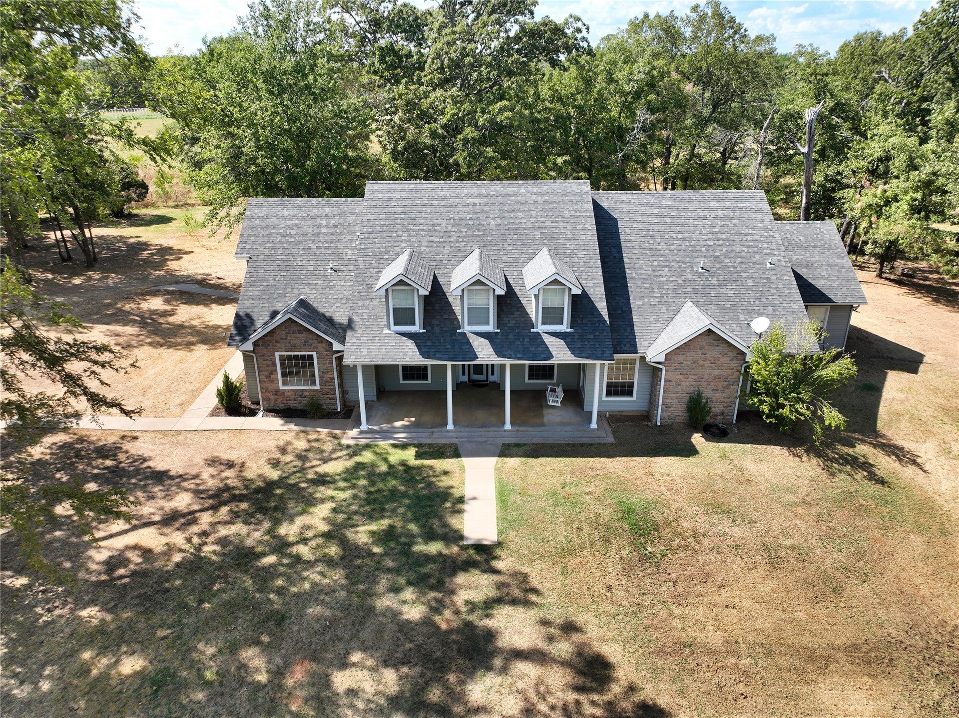 1235 Cade Highway