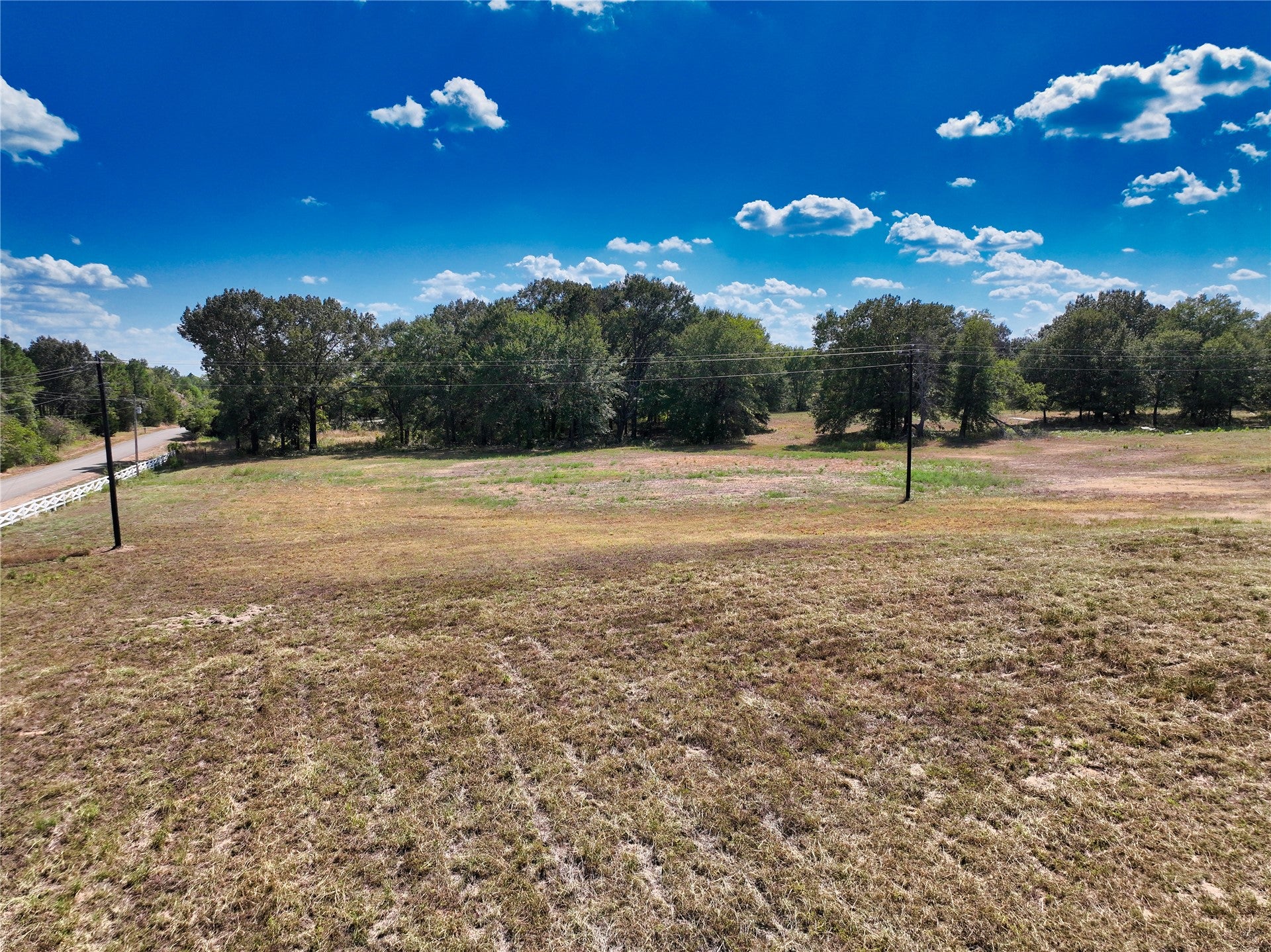 1235 Cade Highway