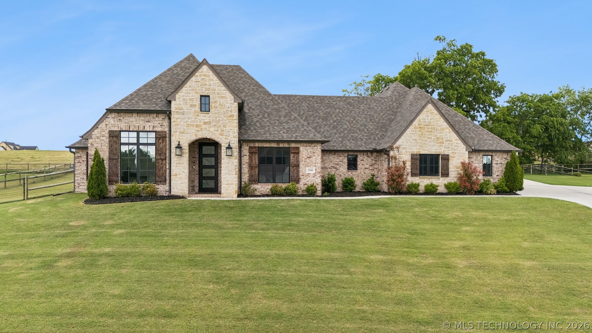 Photo 1 of 45 — 11244 S 219th Avenue E, Broken Arrow, OK 74011