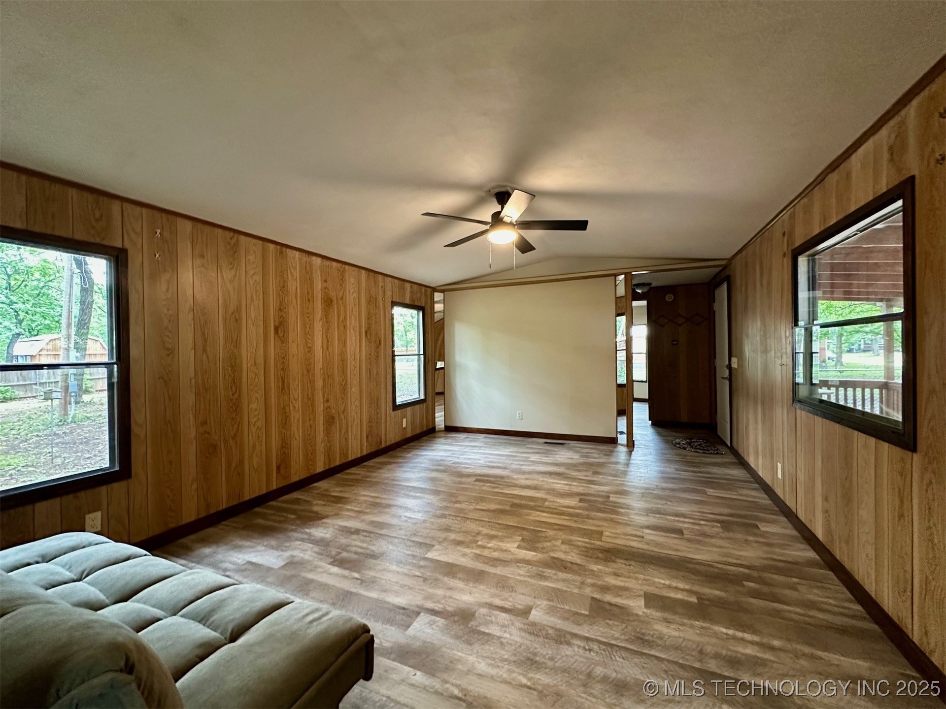 4208 Aqua Road