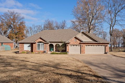 Photo of 27204 S 125 Highway #9, Afton, OK 74331 (MLS # 2550150)