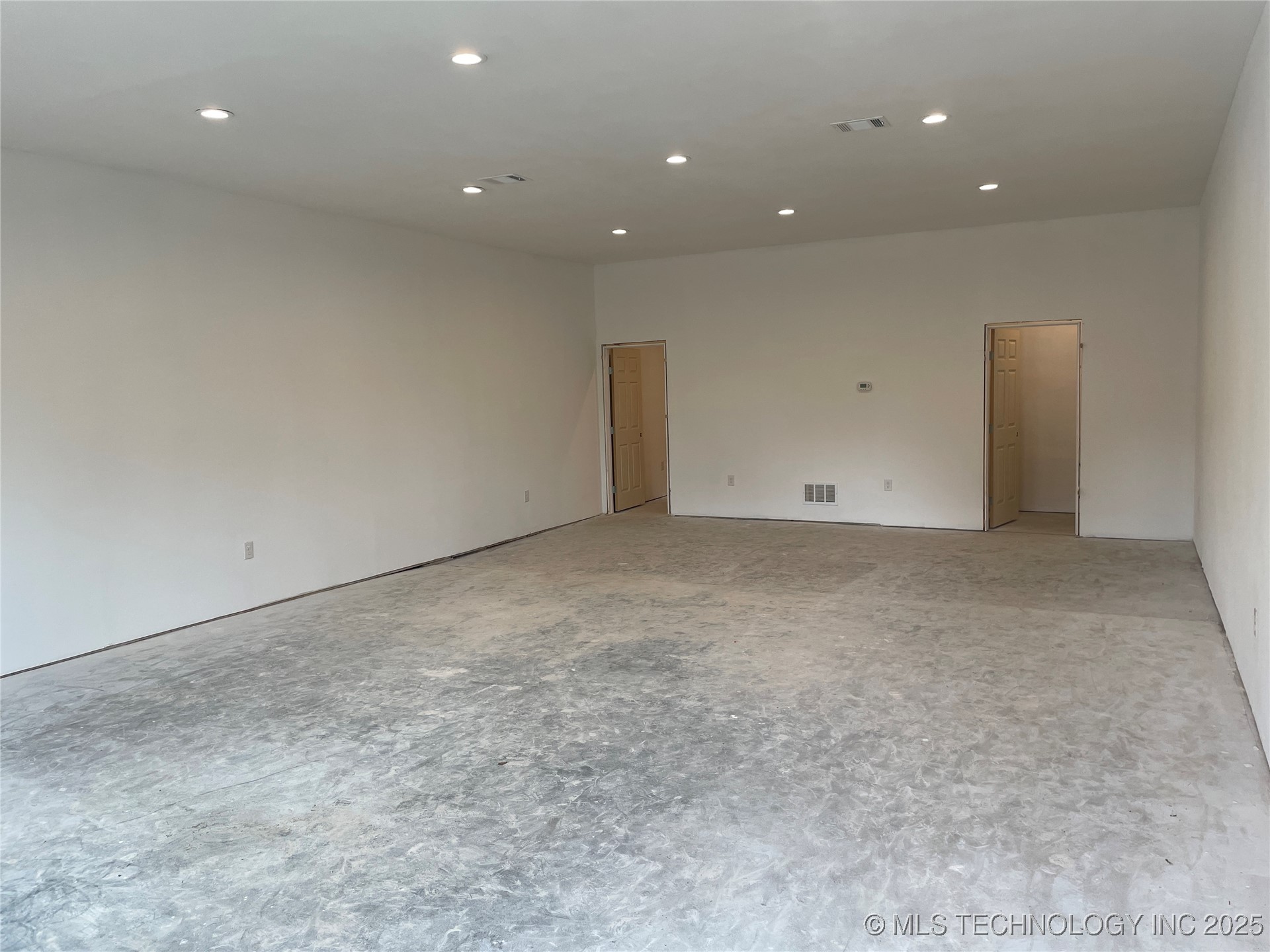201 E Main Street Suite B