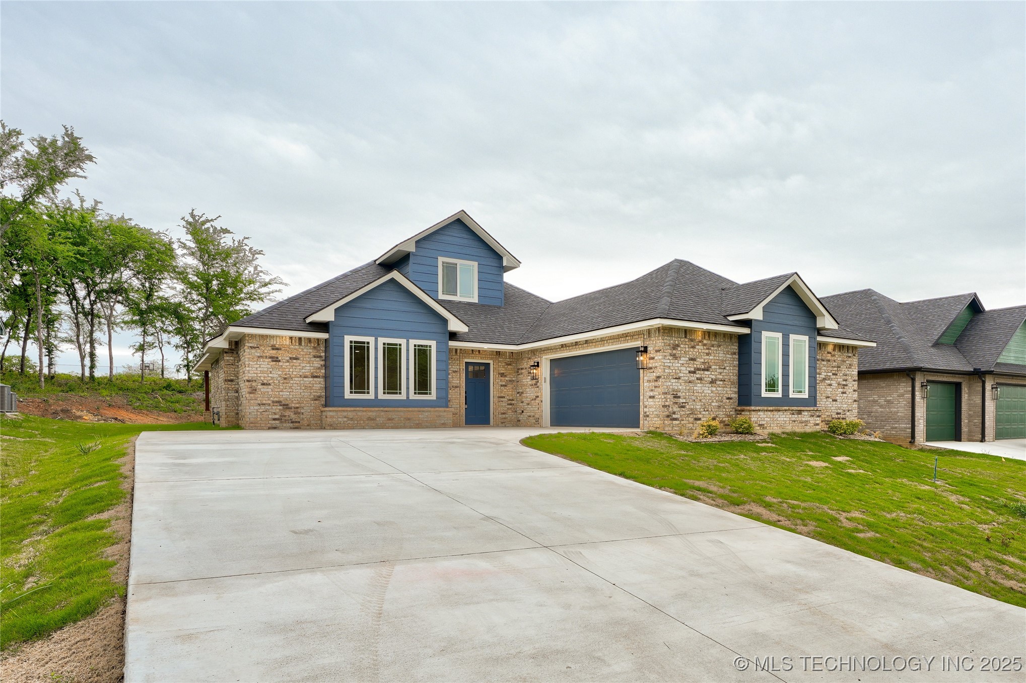 6961 River Oak Drive