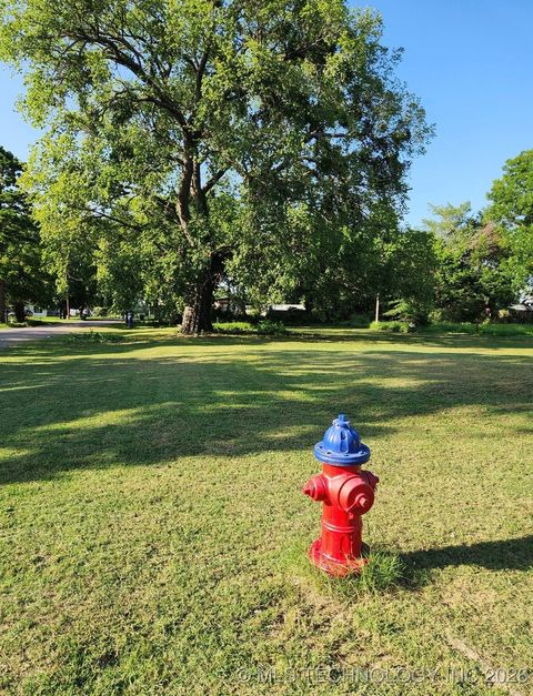 710 W Donehoo Madill OK 73446